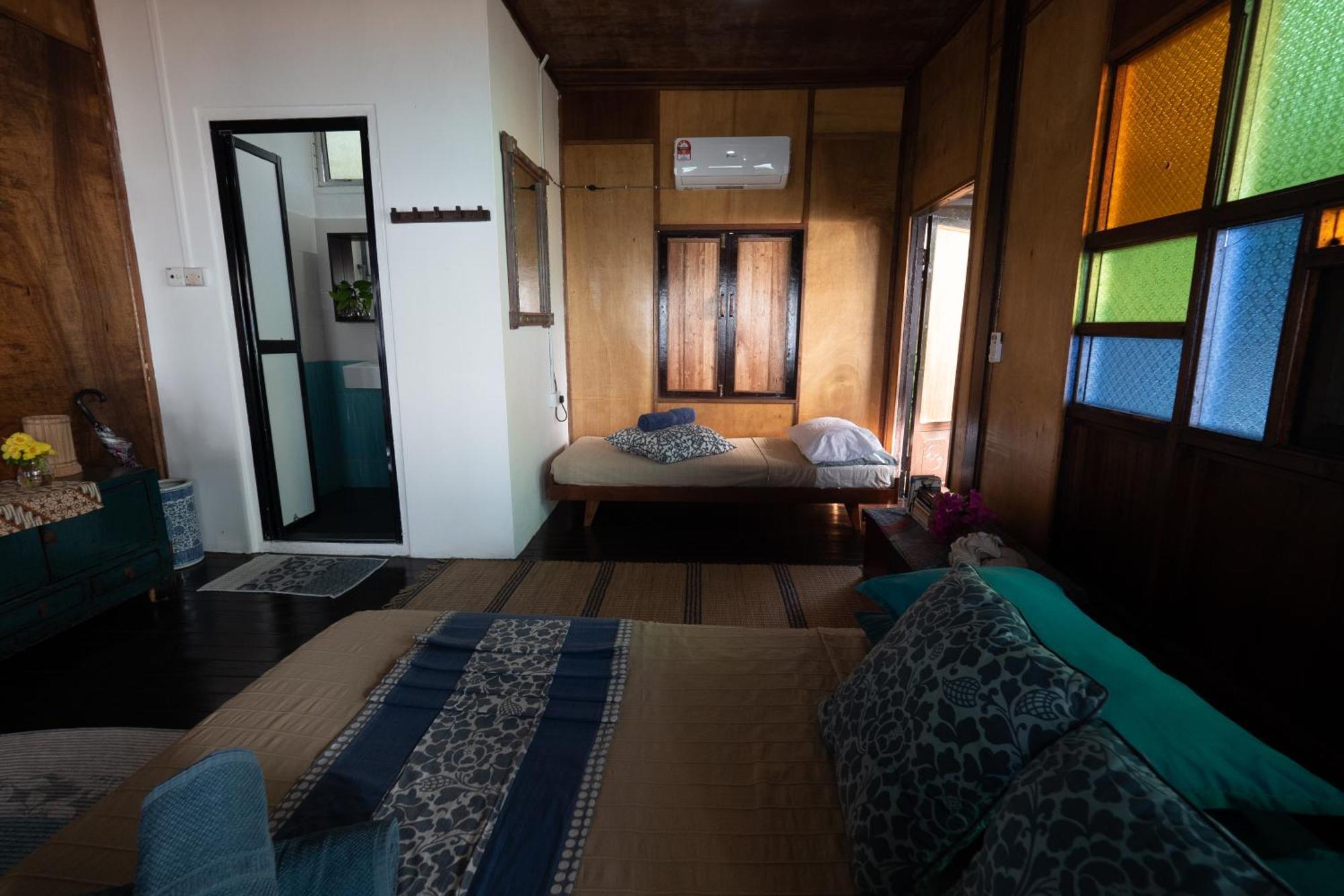 Swiss Cottage Tioman Kampong Ayer Batang Kültér fotó